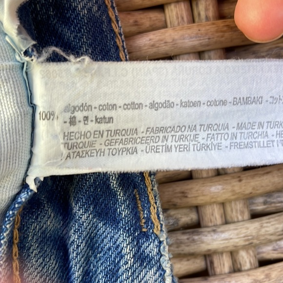 Zara Wide Leg Cropped Ankle Raw Hem Jeans - Picture 6 of 7